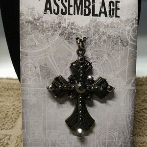 Assemblage jewelry pendant